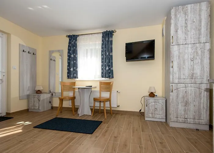 Nautilus ヴィラ ミエンジズドロイェ